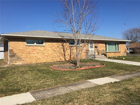 2nd image of 7 Seminole Ln