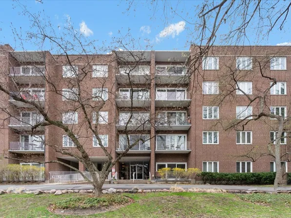 1500 Oak Ave APT 4C, Evanston, IL 60201