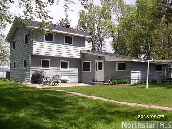 3rd image of 49780 Bayside Ave