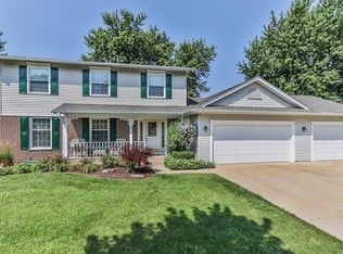 1012 Alabama Dr, Elk Grove Village, IL 60007