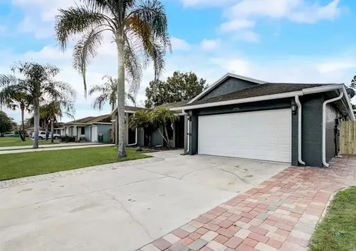 12756 Illinois Woods Ln Photo 1