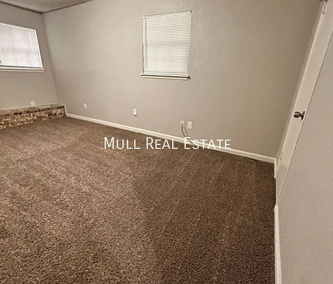 445 NW 86th St — Photo 18