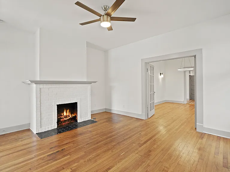 902 E Bolton St #A — Photo 8