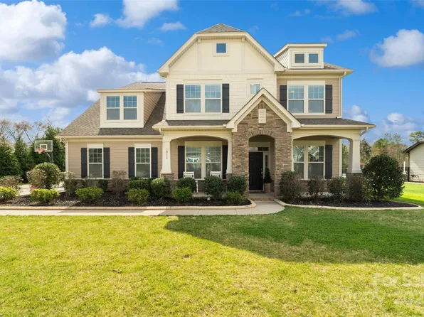 1022 Torrens Dr, Monroe, NC 28110