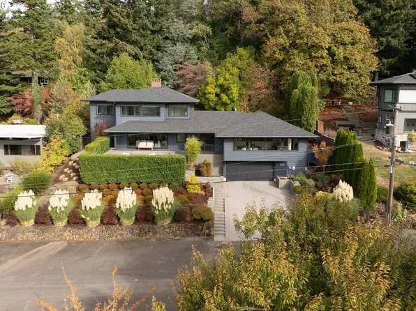 1622 SW Westwood Dr, Portland, OR 97239