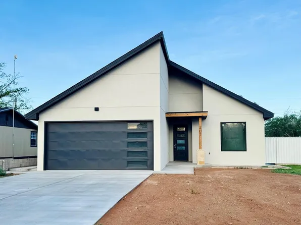 207 NE 5th St, Andrews, TX 79714