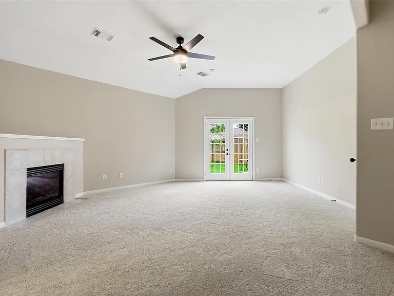 3711 Slocom Dr — Photo 23