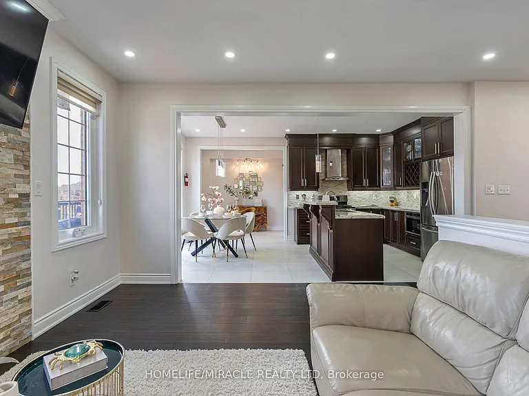 2343 Falling Green Dr — Photo 17