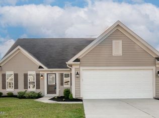 320 Bridlewood Dr, Shepherdsville, KY 40165