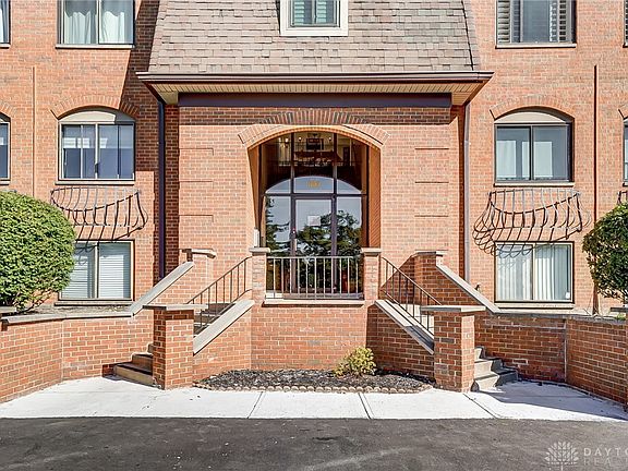 3rd image of 1100 Eagle Nest Ct APT 3