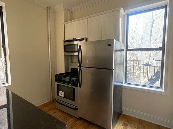 4th image of 803 Nostrand Ave APT 2L
