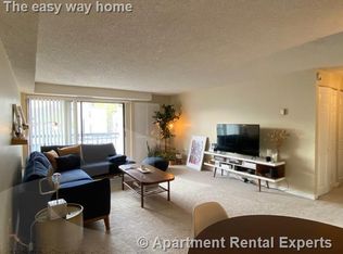 18 Elmer St #303S, Cambridge, MA 02138