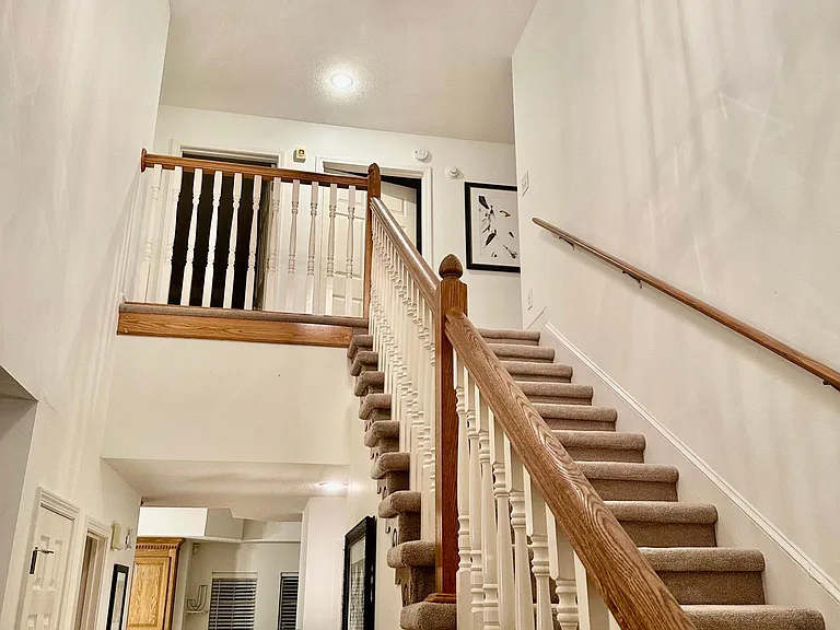 112 Myles Ln — Photo 12