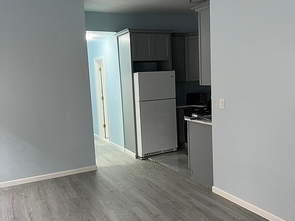 2nd image of 11738 141st St #2