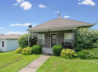 32935 W 83rd St, De Soto, KS 66018
