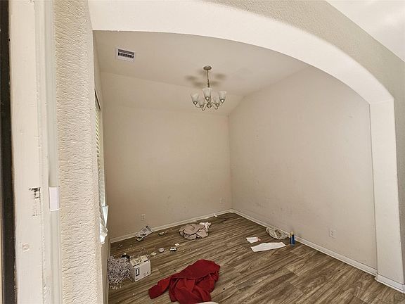 5th image of 24542 Kildare St