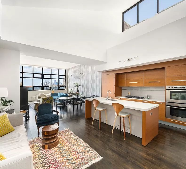 1st image of 360 Furman St APT 211