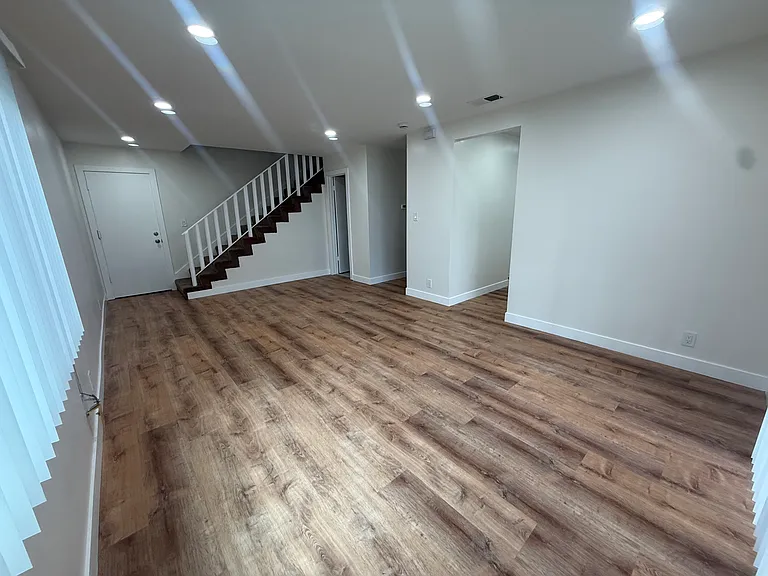 118 W Garcelon Ave — Photo 7