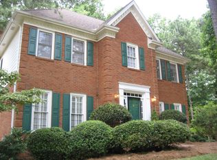 390 Spindle Ct, Sandy Springs, GA 30350