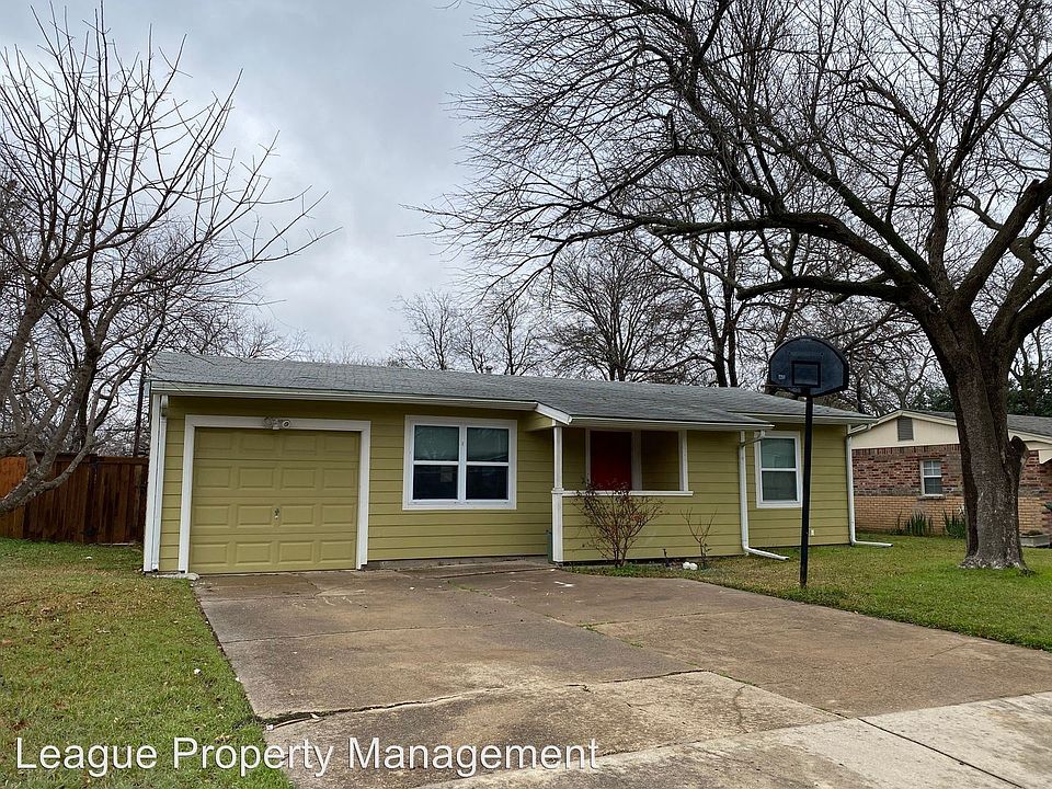 1st image of 1701 Skylark Dr