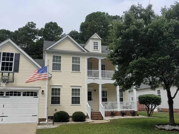 3712 Sawyers Mill Dr, Apex, NC 27539