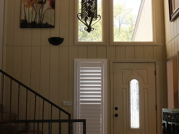 2nd image of 1512 Yucca Dr