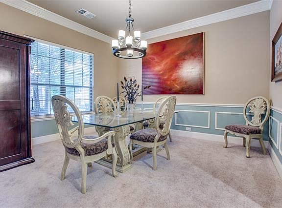 5th image of 15162 Woodbluff Dr