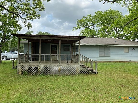 4th image of 589 Bluebonnet Ln