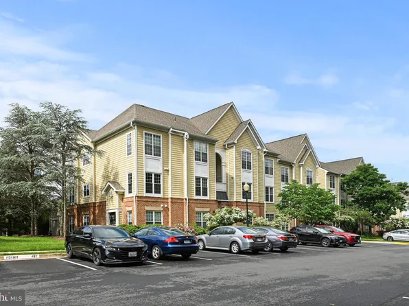 12901 Alton Sq APT 102, Herndon, VA 20170