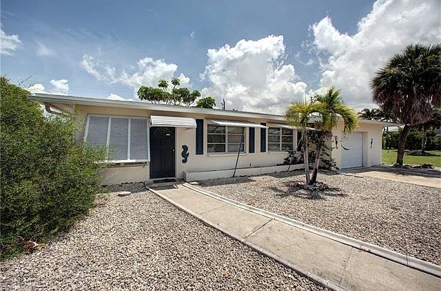 1st image of 8021 Estero Blvd