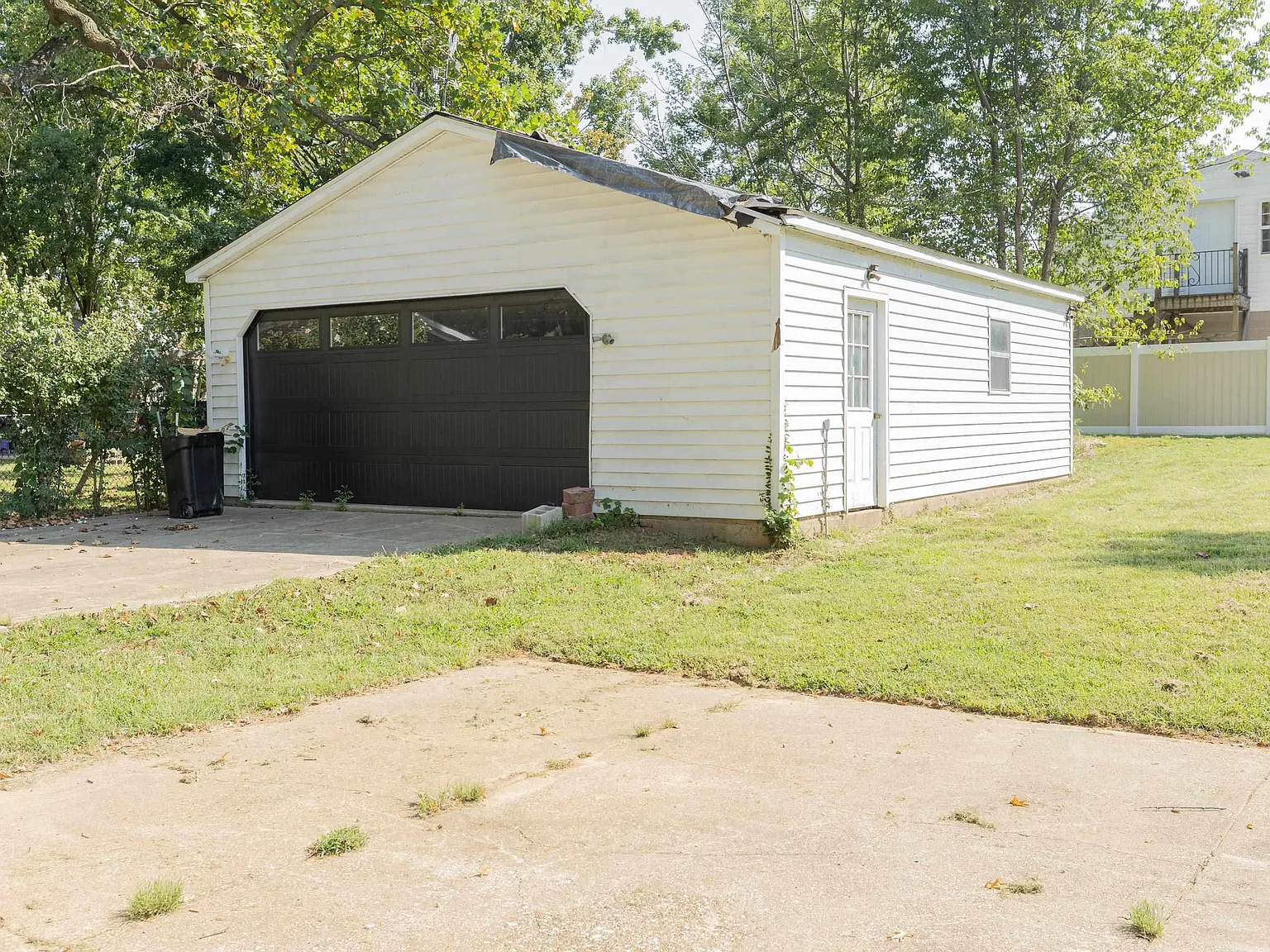 3 bed, 1.5 bath, 1492 sqft, $1,800 — Photo 3