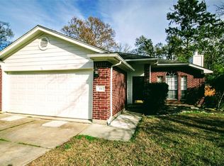 414 Paradise Ln, Montgomery, TX 77356