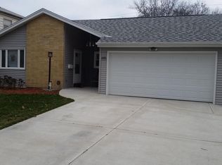 646 S 66th St, Milwaukee, WI 53214