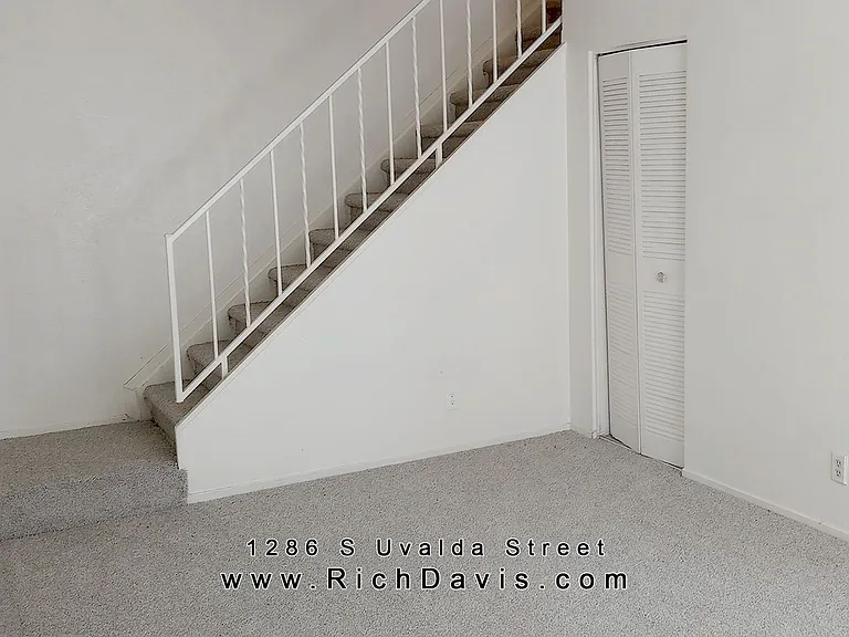 1286 S Uvalda St — Photo 4