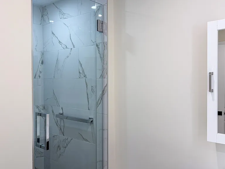 1 Beach Dr SE #2512 — Photo 4