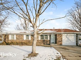 510 Colony Dr, Whiteland, IN