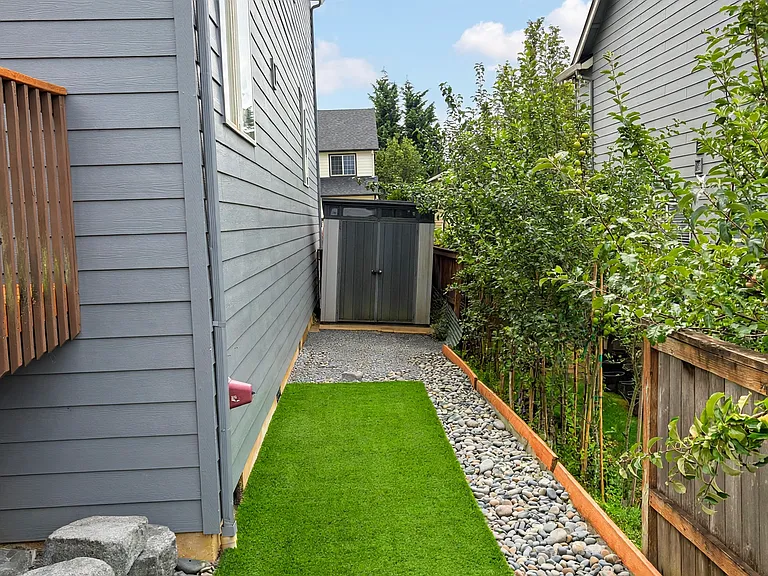 3621 NW 12th Ave — Photo 25