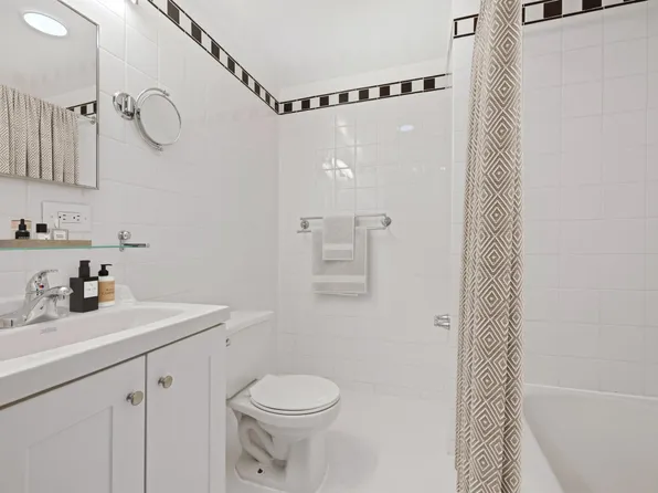 50 West 34th Street image 8 of 34