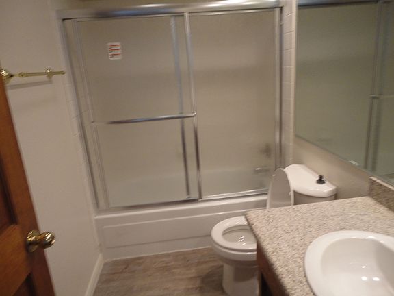 3rd image of 2708 Baycliff Ct APT 2