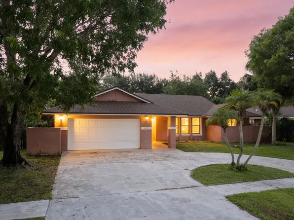 2652 Yarmouth Drive, Wellington, FL 33414