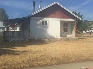 202 S Birch St, Omak, WA 98841