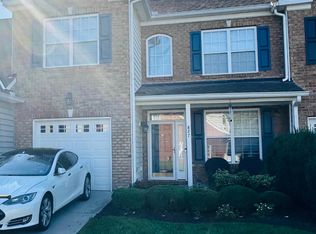 827 Parkland Pl, Glen Allen, VA 23059