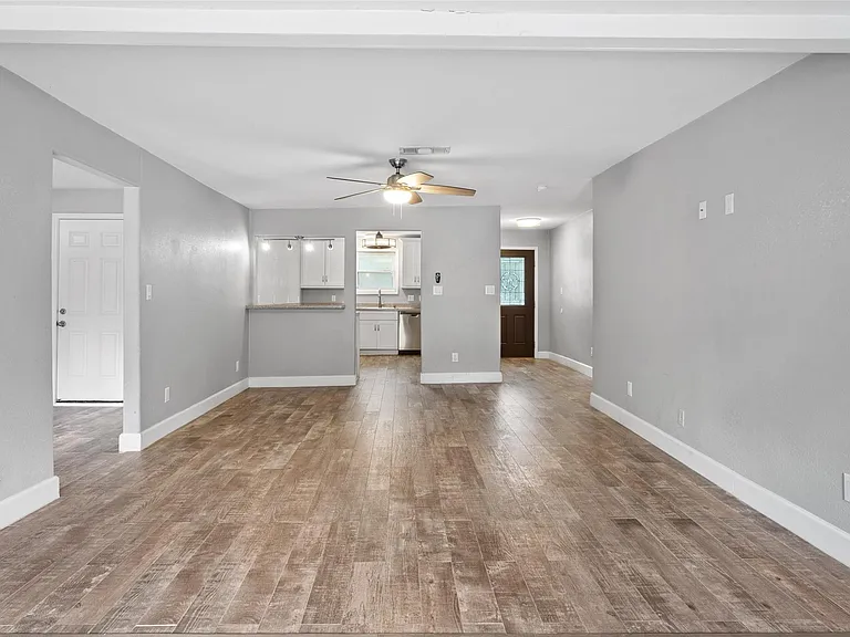 3310 Oak Dr — Photo 10