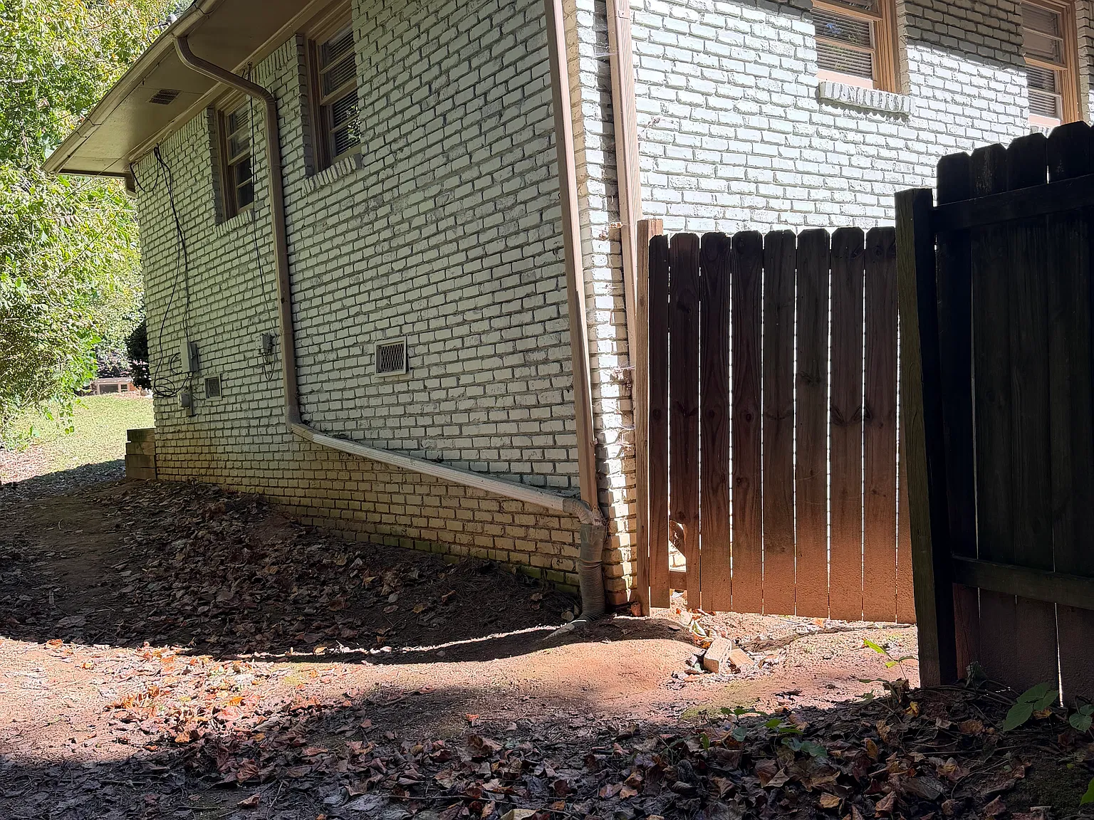 3 bed, 1422 sqft, $1,900 — Photo 3