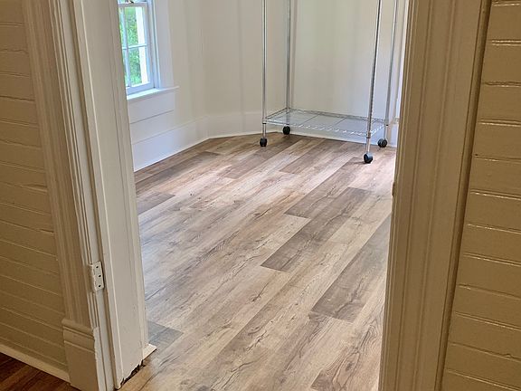 Walk-In Closet/ Flex Space off Bedroom