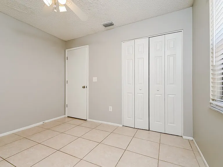 13656 Laraway Dr — Photo 14
