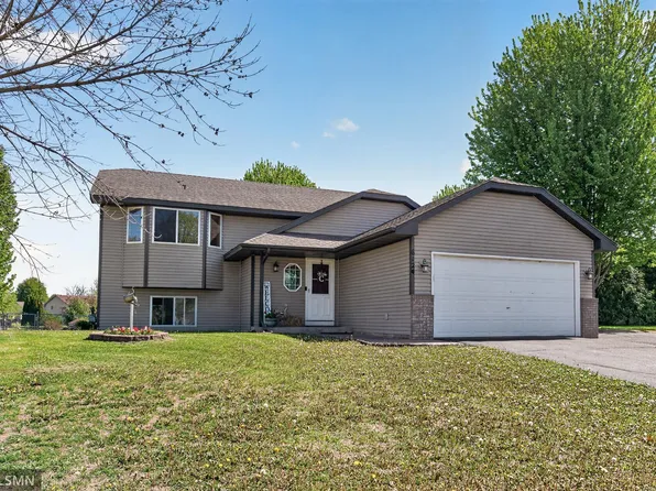 6124 258th St, Wyoming, MN 55092
