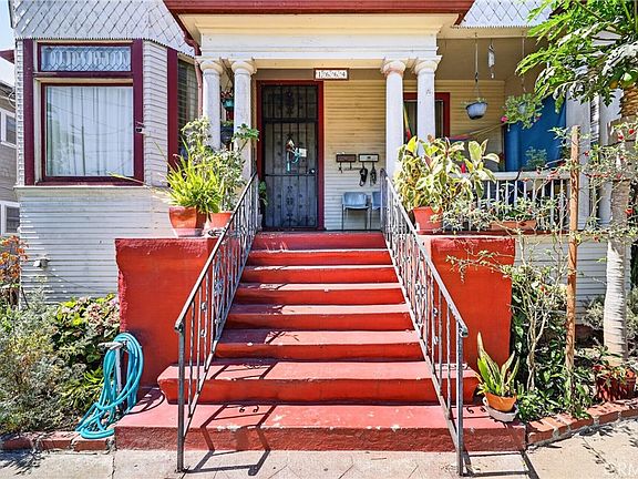 5th image of 1664 W 12th Pl