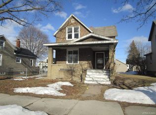 310 N 18th St, Escanaba, MI 49829