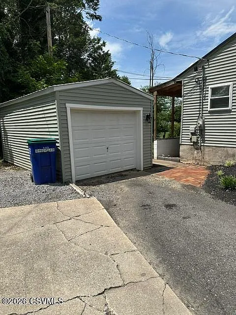 4 bed, 897 sqft, $2,900 — Photo 4